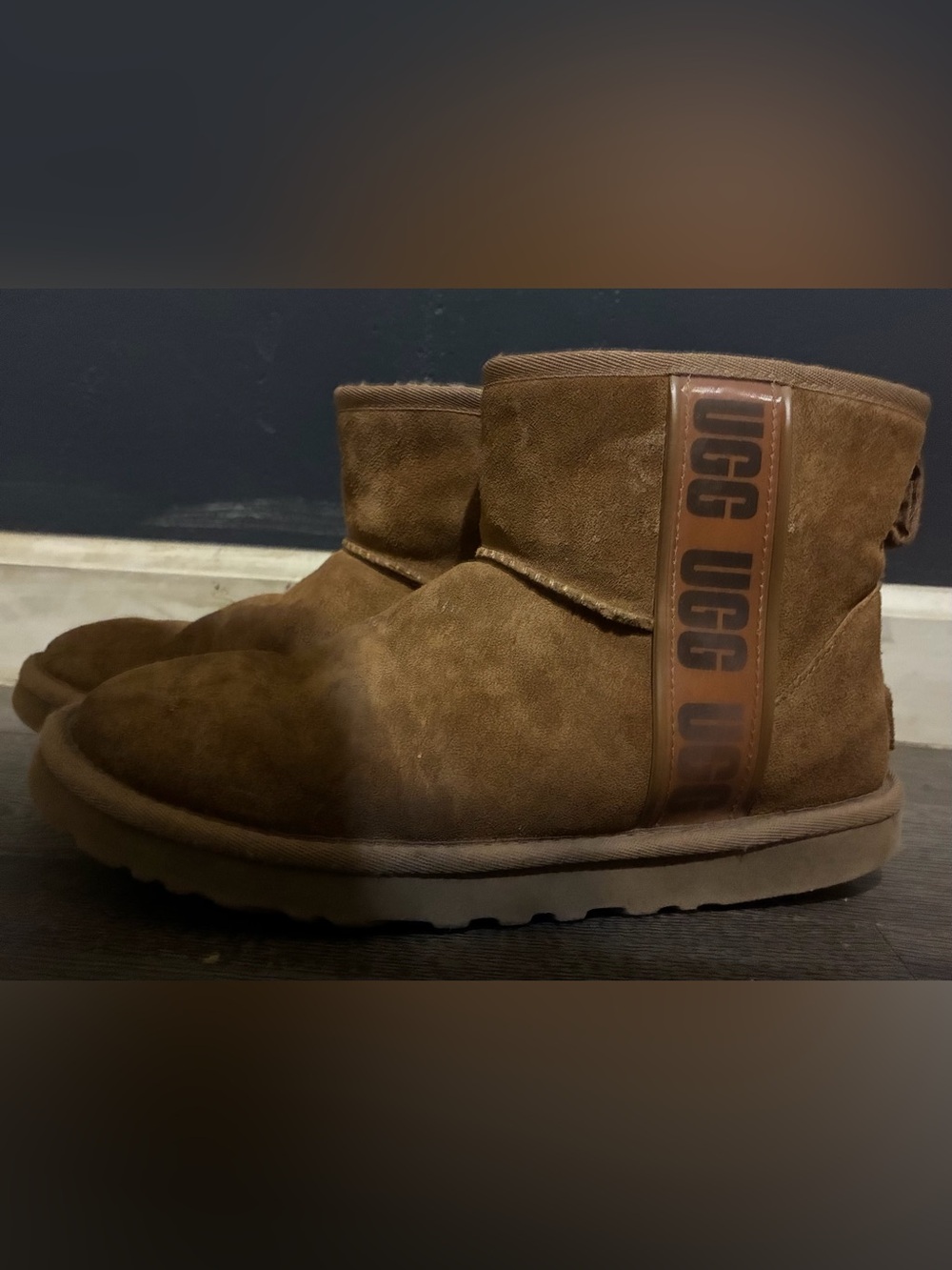 UGG Short Suede Boot in Chestnut